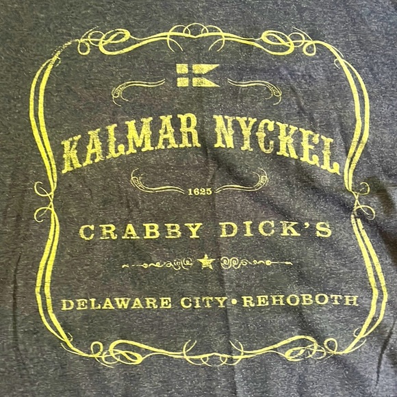 Blue Gray Kalmar Nyckel Crabby Dick’s Delaware City Rehoboth T-shirt - Picture 1 of 2